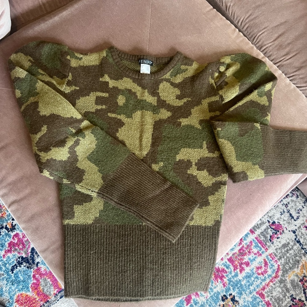 Venus Camo Sweater-new without tags.